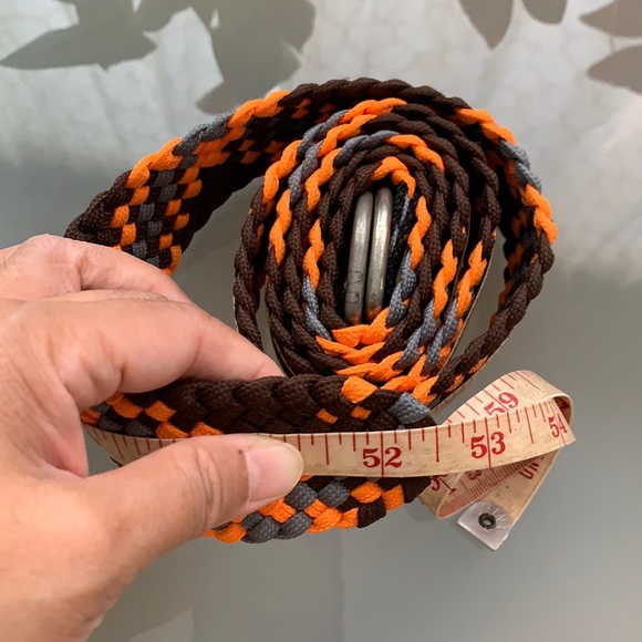 COPY - Barely used UNISEX 80’s style belt - Picture 2 of 2